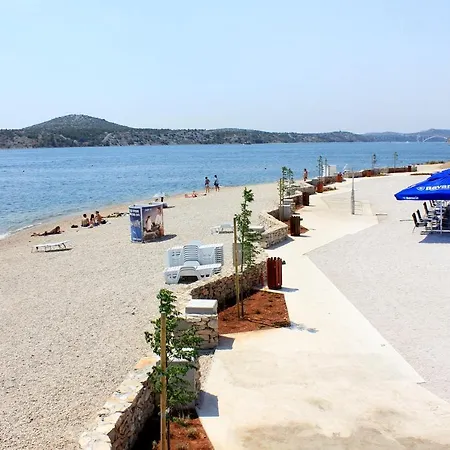 Family-friendly With Swimming Pool Lozovac, Krka - 18961 *