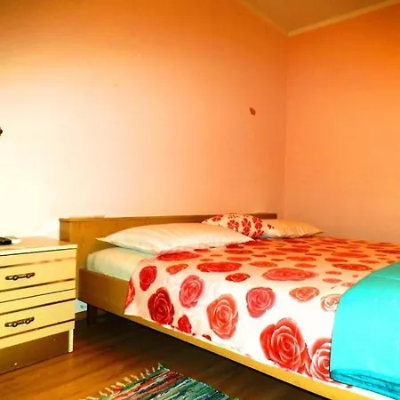 Family Friendly With A Swimming Pool Lozovac, Krka - 18961 Apartment *