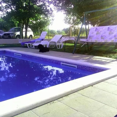 Family-friendly With Swimming Pool Lozovac, Krka - 18961 로조박