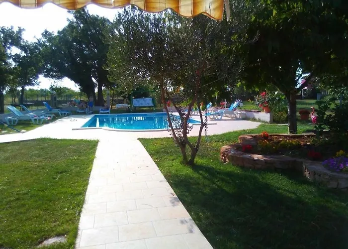 Appartamento Family-friendly With Swimming Pool Lozovac, Krka - 18961 *